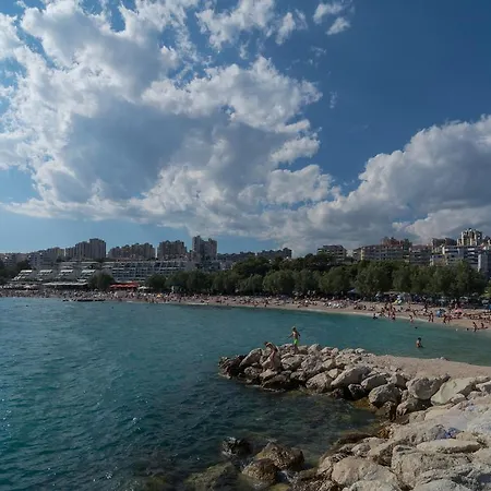 Guest house Luxury Near The Beach1 Split
