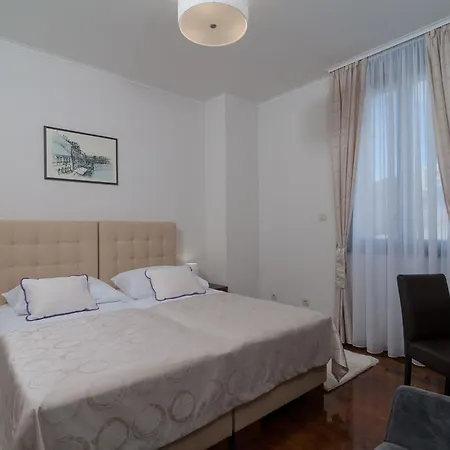 Luxury Near The Beach1 Split