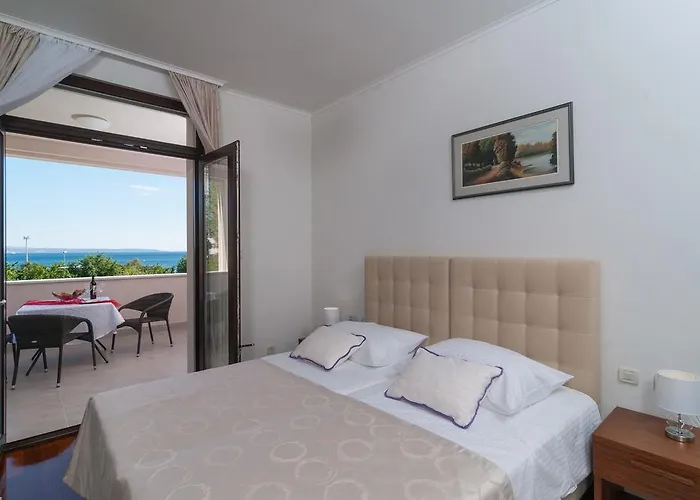 Luxury Near The Beach1 Affittacamere 4*