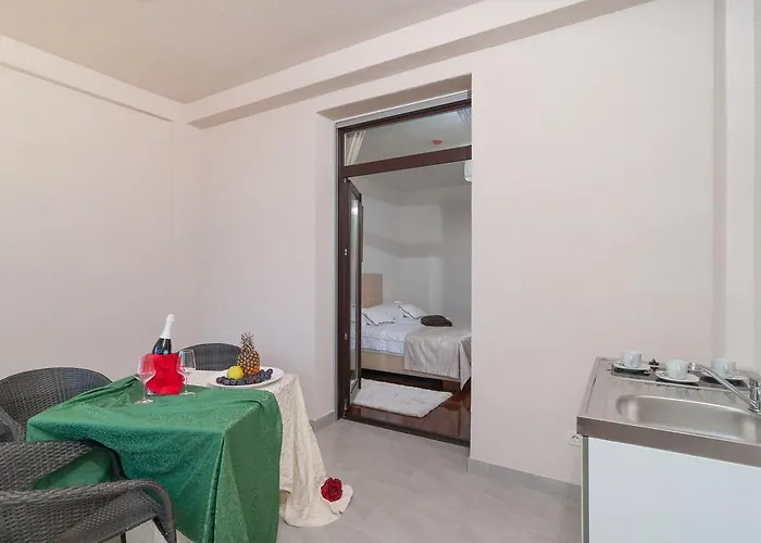 Affittacamere Luxury Near The Beach1